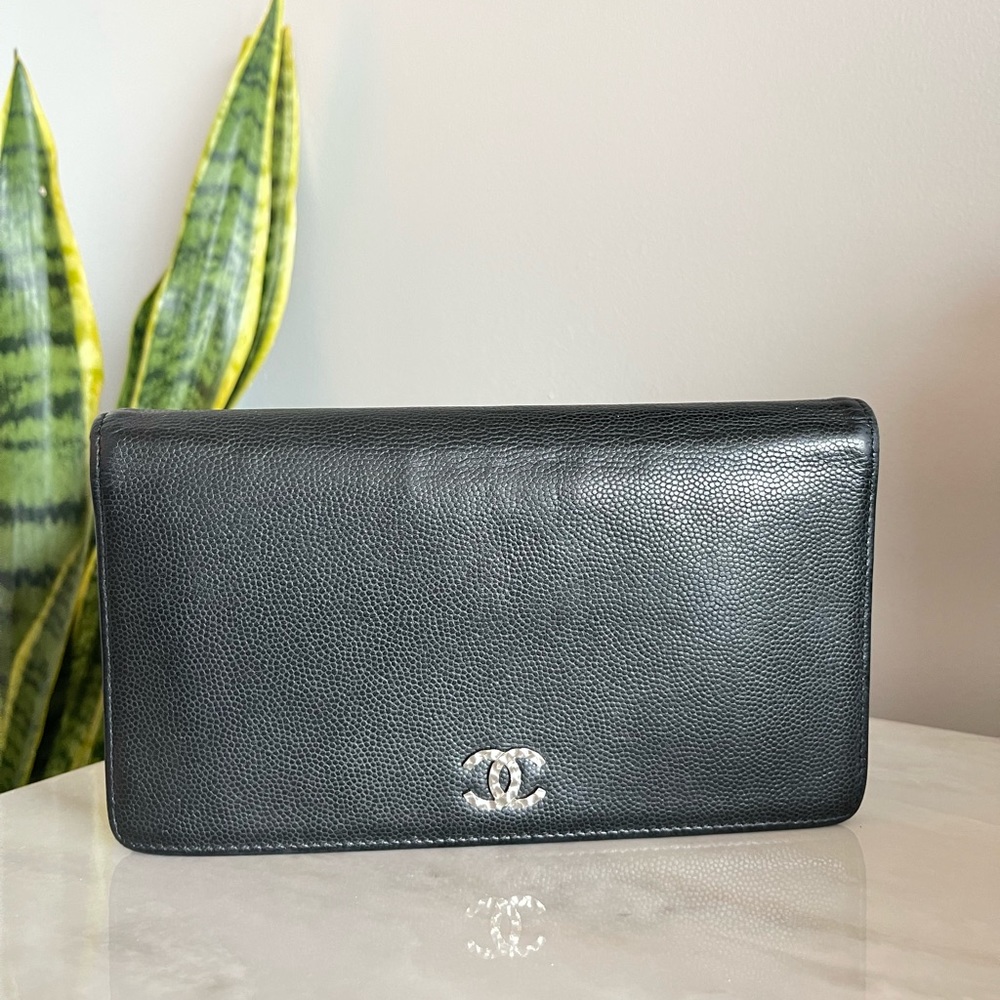 Chanel wallet